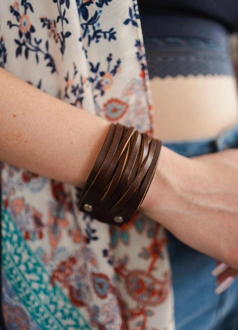 Braided leather adjustable bracelet